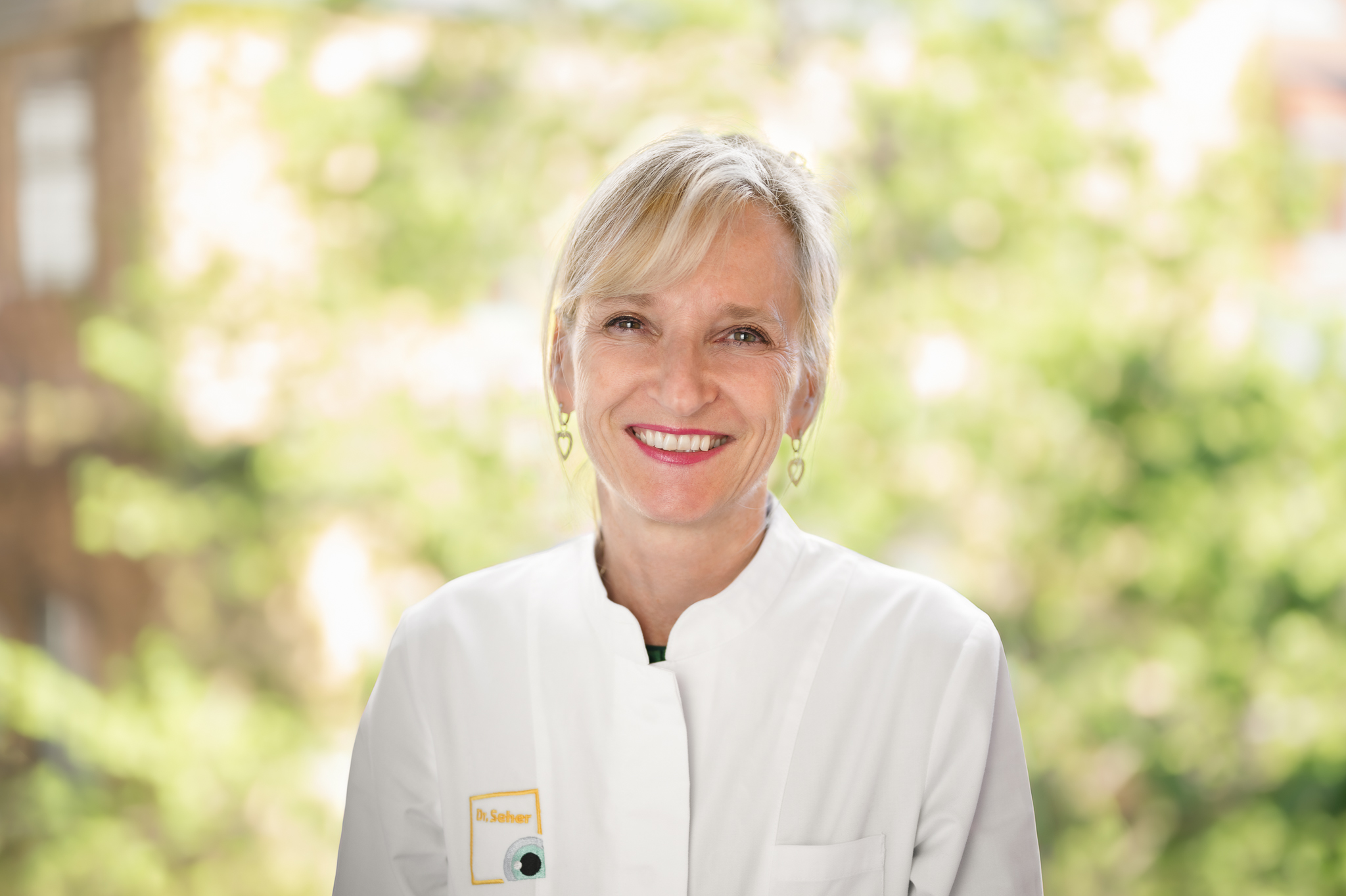 Dr. Gabriela Seher